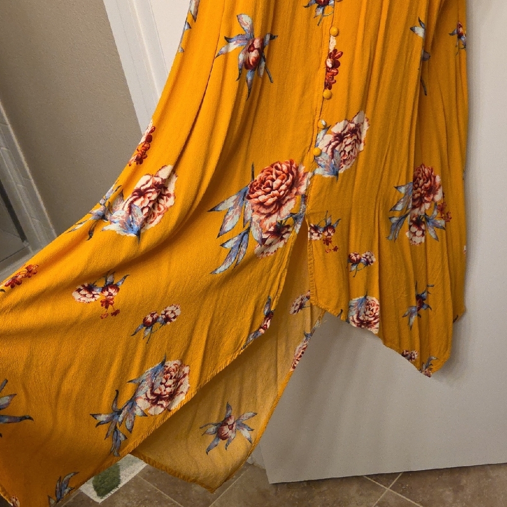 Xhilaration Boho Cold Shoulder Midi Dress with Slit - Size Medium
​Description - Picture 7 of 11
